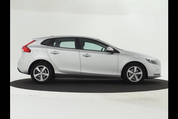 Volvo V40 2.0 T2 Momentum