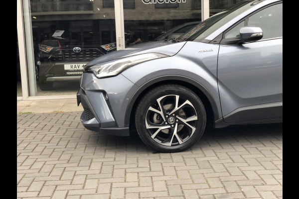 Toyota C-HR 1.8 Hybrid Style | Apple CarPlay/Android Auto, Stoel + Stuurverwarming, Keyless, 18 inch, Dodehoekherkenning, Parkeersensoren