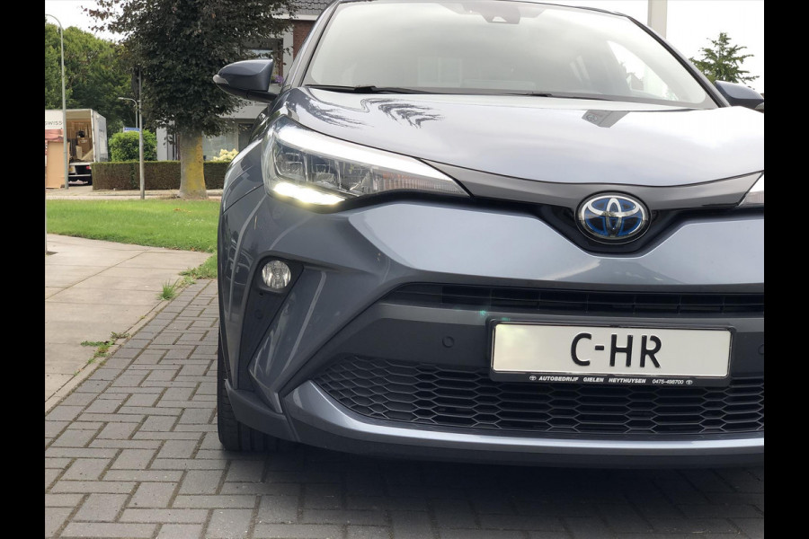 Toyota C-HR 1.8 Hybrid Style | Apple CarPlay/Android Auto, Stoel + Stuurverwarming, Keyless, 18 inch, Dodehoekherkenning, Parkeersensoren