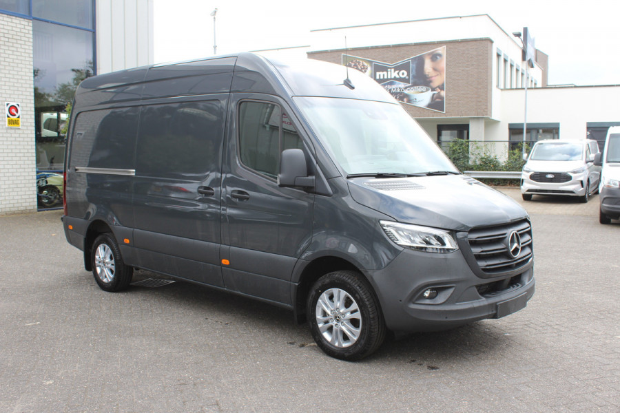 Mercedes-Benz Sprinter 319 CDI L2H2 RWD 360 Graden Camera, Distronic, LED koplampen