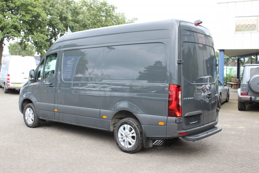 Mercedes-Benz Sprinter 319 CDI L2H2 RWD 360 Graden Camera, Distronic, LED koplampen