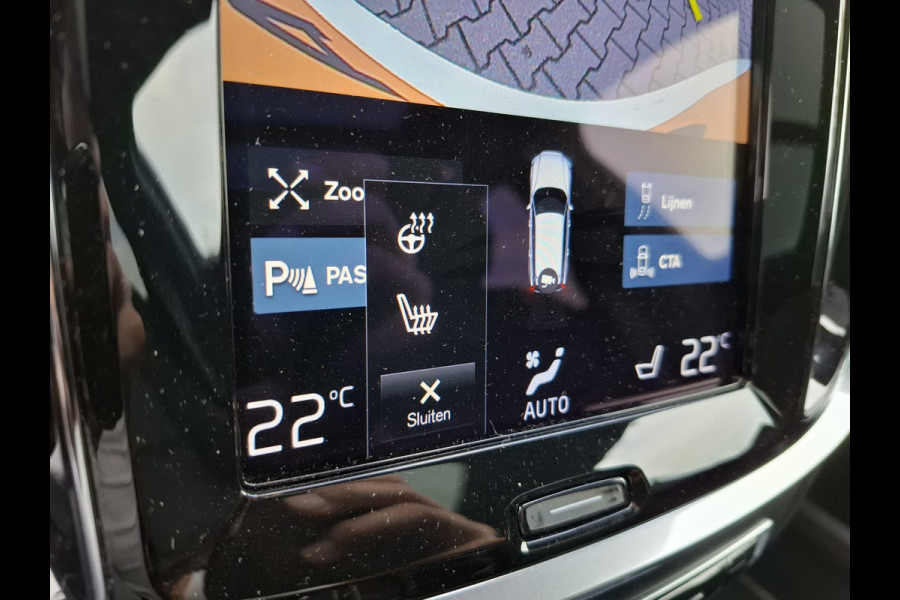 Volvo V60 T6 Recharge AWD R-Design Plug in Hybrid PHEV | Panodak | Lederen Sportstoelen Memory | Harman Kardon | Adaptive Cruise | Sfeerverlichting | Apple Carplay | Camera |