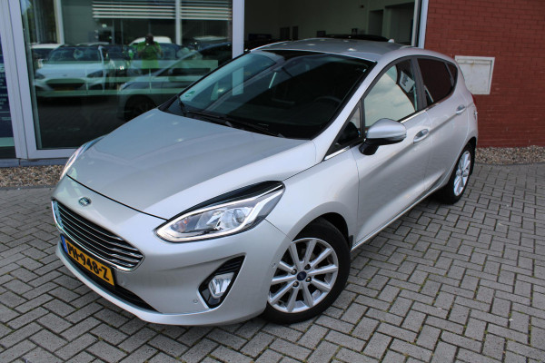 Ford Fiesta 1.0 EcoBoost 100 PK Titanium Trekhaak | Camera | Adaptieve Cruise Control | Navigatie | DAB | Voorruitverwarming | Climate Control | 37DKM! | Dealeronderhouden