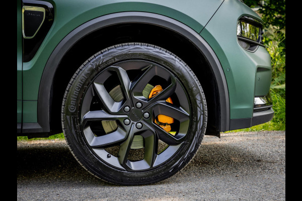 Lynk & Co 01 1.5 Plug-In Hybrid 262pk | Pine Green Matt | Blacked Out