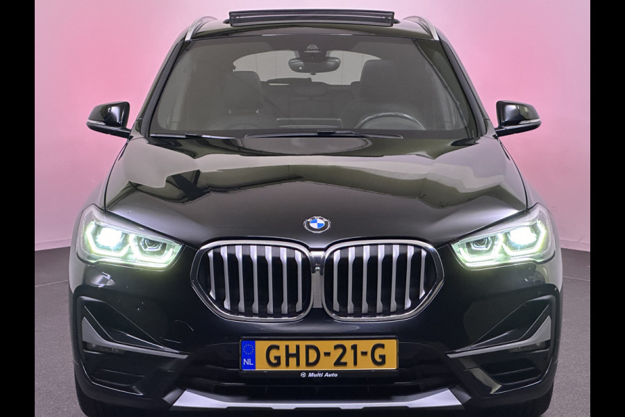 BMW X1 xDrive25e X Line Plug in Hybrid PHEV | Panodak | Trekhaak Afneembaar | Head-up Display | Memory Stoelen | Camera |