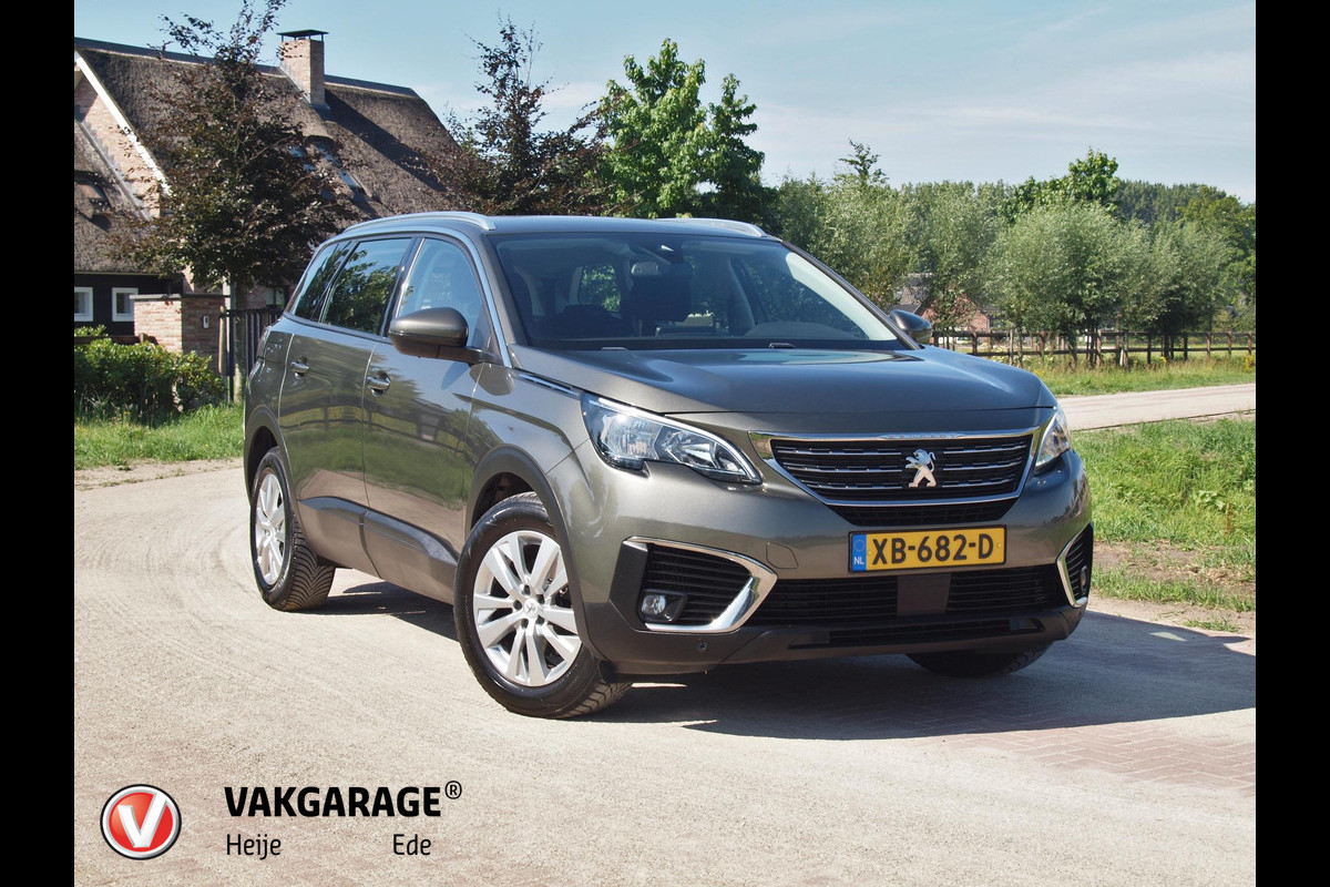 Peugeot 5008 1.2 PureTech Blue Lease Executive 7 Persoons | Cruise Control | Navigatie | Dealeronderhouden | PDC |