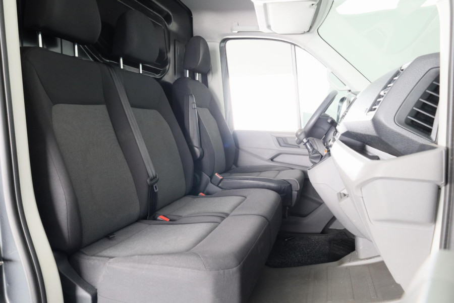 Volkswagen Crafter 35 2.0 TDI L3H3 177 PK Highline Licht metalen velgen, NAVI, CAMNERA, TREKHAAK