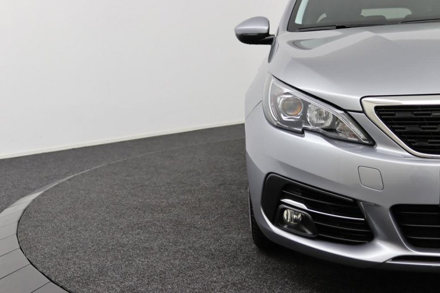 Peugeot 308 SW 1.2 PureTech Allure*NAVI*ECC*PDC*CRUISE*