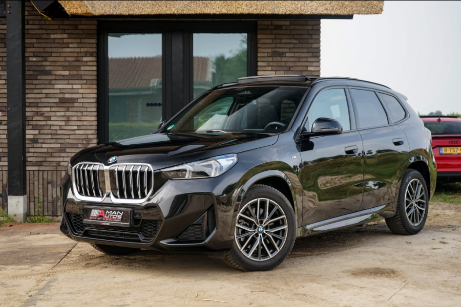 BMW X1 xDrive23i xDrive M Sport Pano/HUD/Harmann/Trkhk/Memory