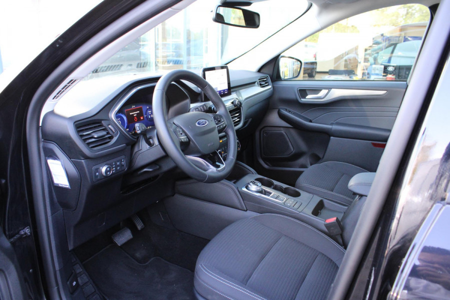 Ford Kuga 2.5 PHEV Titanium | Stoel + Stuurverwarming | Climate Control | Cruise Control | Camera | Navigatie | Parkeersensoren |