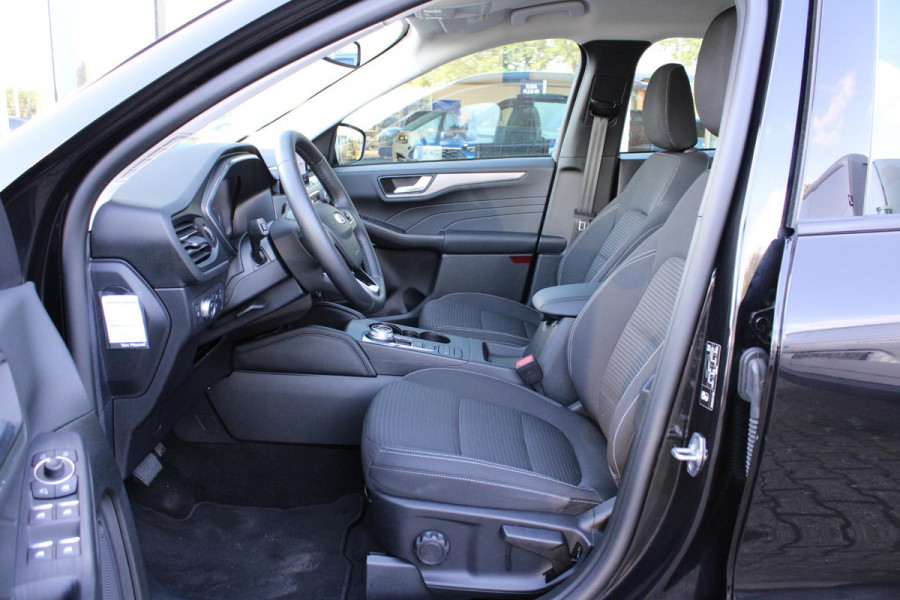 Ford Kuga 2.5 PHEV Titanium | Stoel + Stuurverwarming | Climate Control | Cruise Control | Camera | Navigatie | Parkeersensoren |