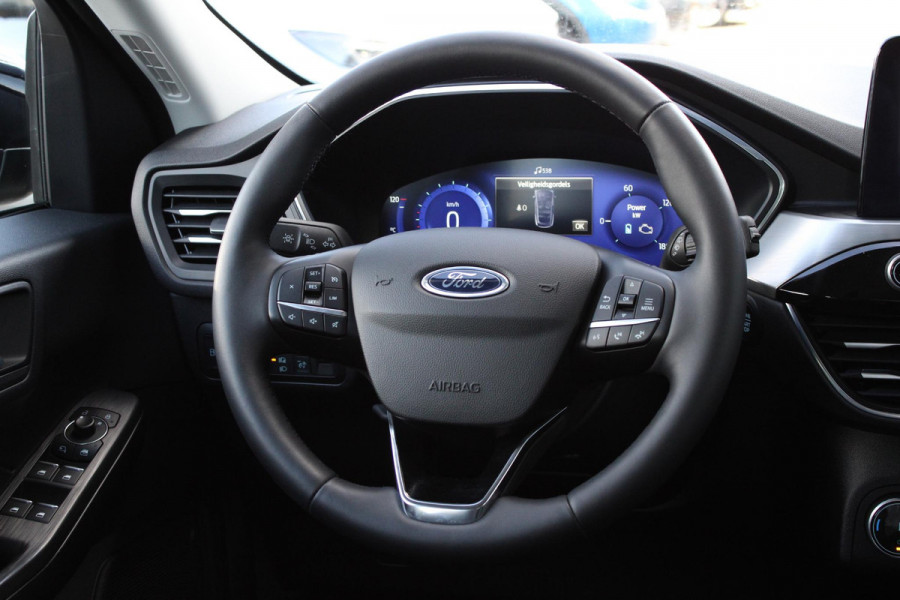 Ford Kuga 2.5 PHEV Titanium | Stoel + Stuurverwarming | Climate Control | Cruise Control | Camera | Navigatie | Parkeersensoren |