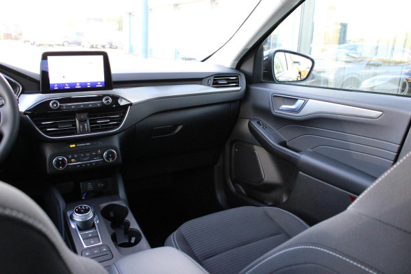 Ford Kuga 2.5 PHEV Titanium | Stoel + Stuurverwarming | Climate Control | Cruise Control | Camera | Navigatie | Parkeersensoren |