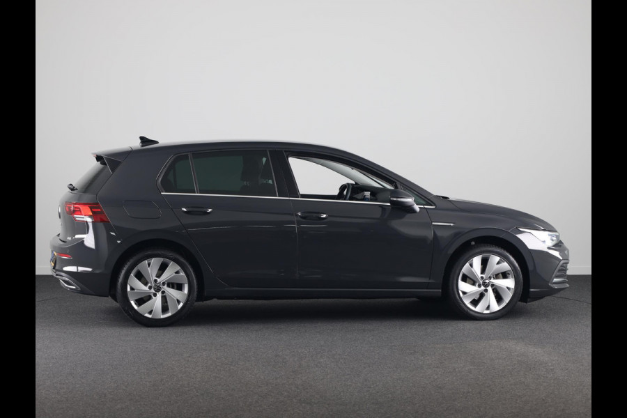 Volkswagen Golf 1.5 eTSI Style 150pk dsg automaat | Carplay | LED | Cruisecontrol | 17 "