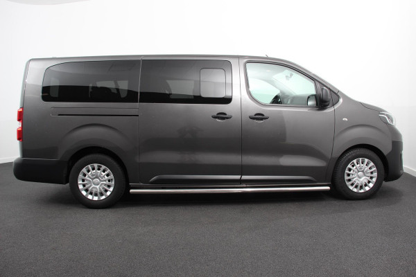 Toyota Proace Shuttle 1.5 D-4D Navigator Long Demo ! | 9 Persoons | Navigatie | Parkeersensoren | Carplay | Cruise Control | DAB |