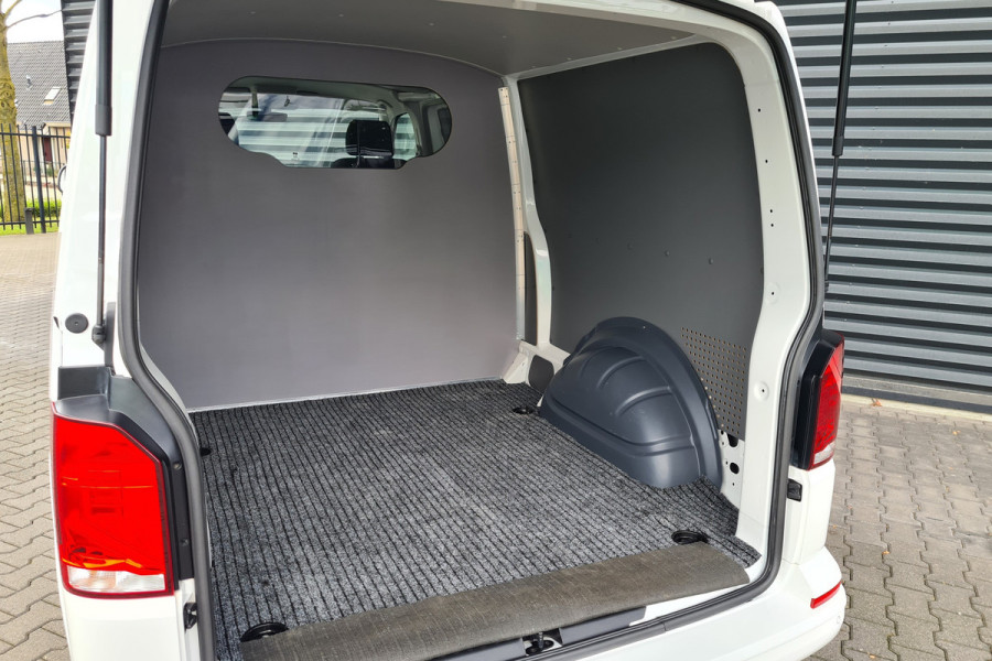 Volkswagen Transporter 2.0 TDI L2H1 204 pk DSG 2x schuifdeur - Trekhaak