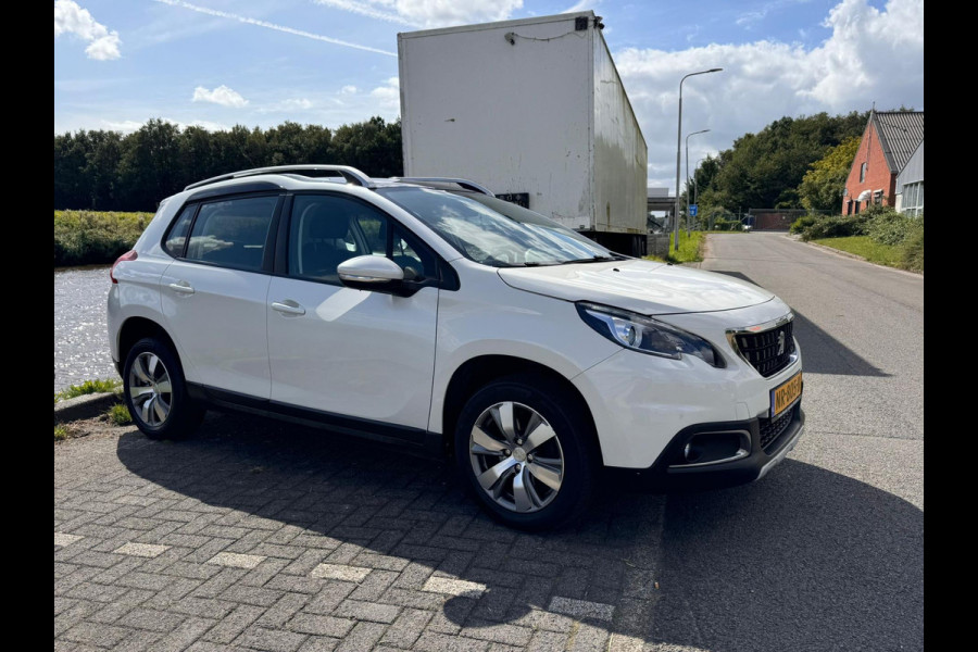 Peugeot 2008 1.2 PureTech Blue Lion distributie reeds vervangen keurige auto