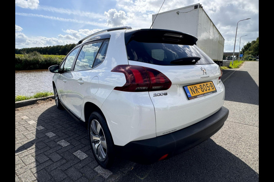 Peugeot 2008 1.2 PureTech Blue Lion distributie reeds vervangen keurige auto