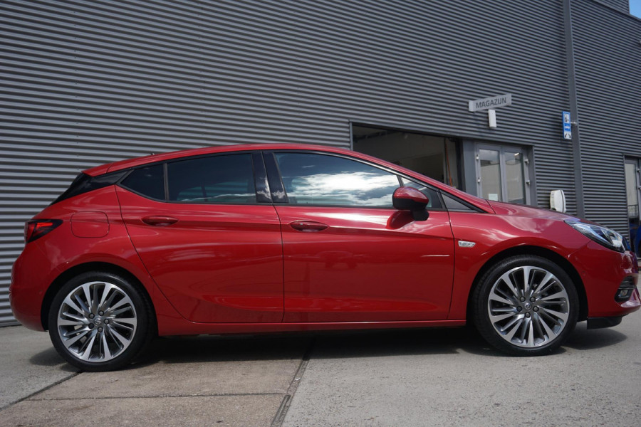 Opel Astra 1.2 Turbo 130 Pk Elegance | Navigatie Pro | Lederen bekleding | Winterpack | Climate Control | Parkeersensoren/Camera  | Privacy Glass |  Carplay/AndroidAuto |