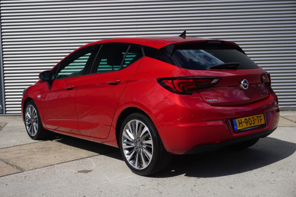 Opel Astra 1.2 Turbo 130 Pk Elegance | Navigatie Pro | Lederen bekleding | Winterpack | Climate Control | Parkeersensoren/Camera  | Privacy Glass |  Carplay/AndroidAuto |