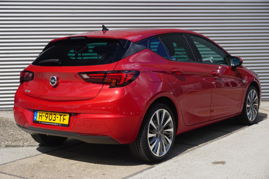 Opel Astra 1.2 Turbo 130 Pk Elegance | Navigatie Pro | Lederen bekleding | Winterpack | Climate Control | Parkeersensoren/Camera  | Privacy Glass |  Carplay/AndroidAuto |