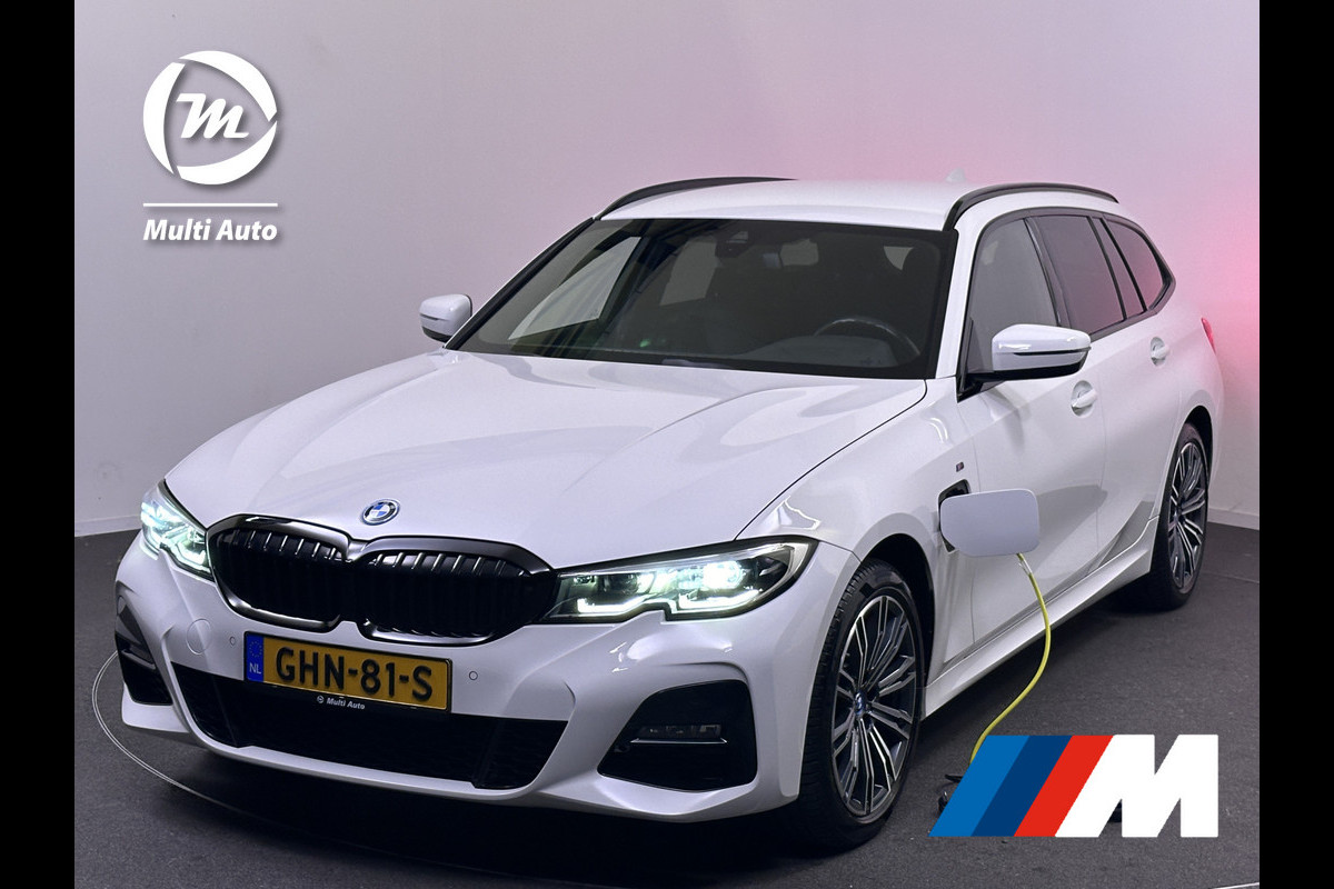 BMW 3 Serie Touring 320e M Sport Plug In Hybrid Dealer O.H | Alcantara Sportstoelen | Stuur / Stoelverwarming | LED | Apple Carplay | DAB | Live Cockpit |