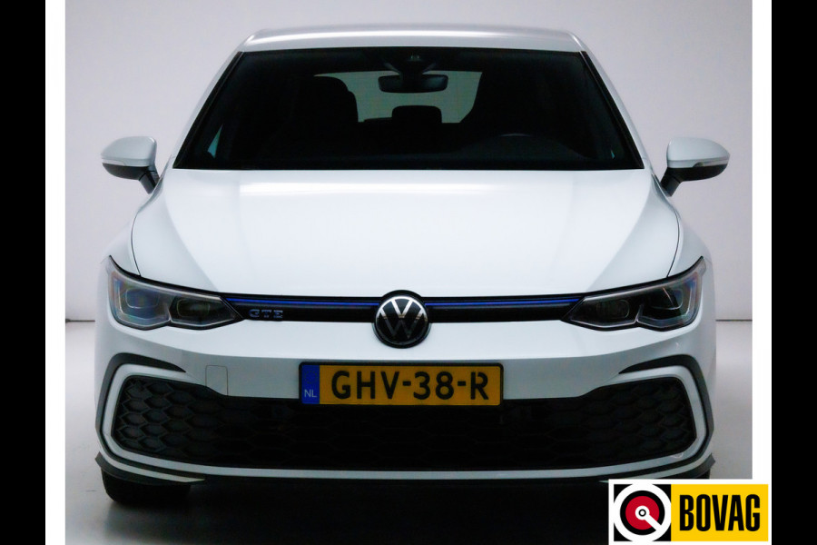 Volkswagen Golf 1.4 eHybrid GTE 245 PK Navigatie, Stoelverwarming, Stuurverwarming, Lane assist, DAB