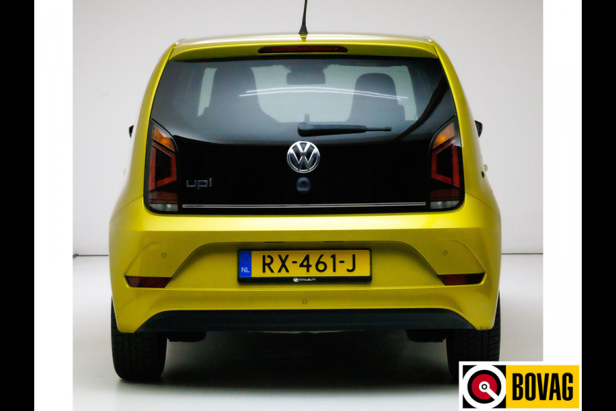 Volkswagen up! 1.0 BMT high up! Black Style Panoramadak, Stoelverwarming, LMV, Black pakket, PDC, Cruise control