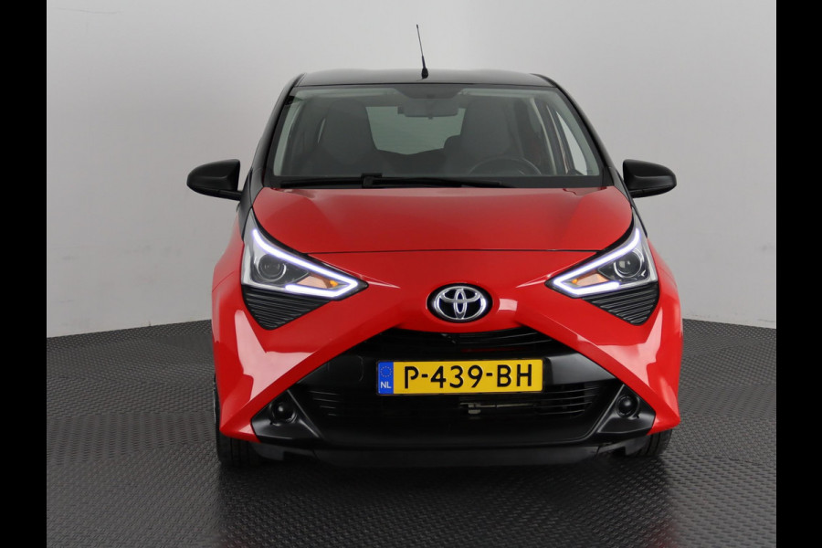 Toyota Aygo 1.0 VVT-i BI-TONE X 1e EIGENAAR. AIRCO. BLUETOOTH GARANTIE TOT 2032 !!!