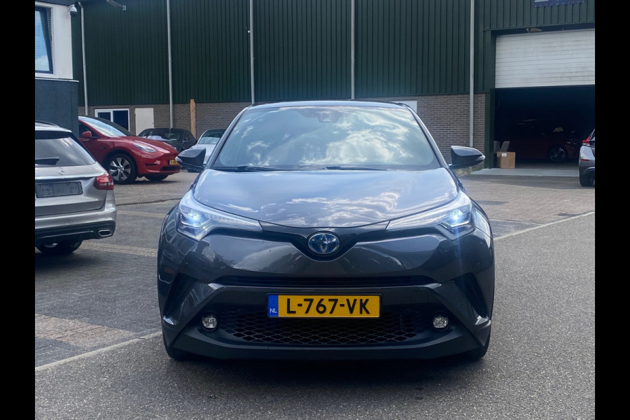 Toyota C-HR 1.8 Hybrid Executive VAN 21.900 VOOR 20.440 UW ZOMERVOORDEEL: 1.460! | TREKHAAK