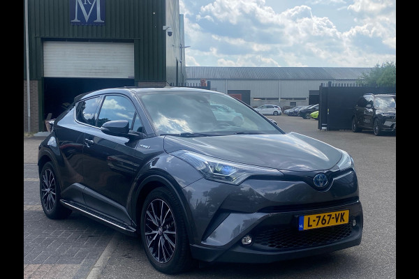 Toyota C-HR 1.8 Hybrid Executive VAN 21.900 VOOR 20.440 UW ZOMERVOORDEEL: 1.460! | TREKHAAK