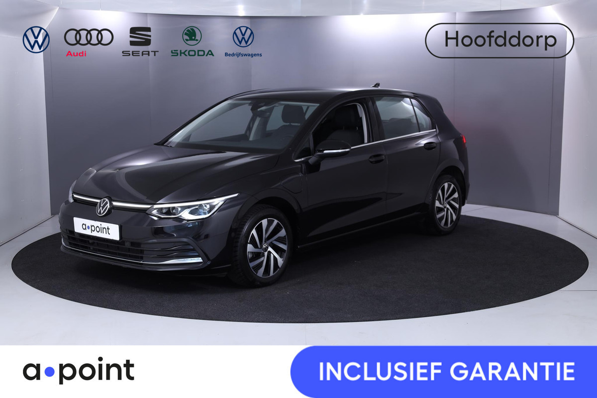 Volkswagen Golf 1.4 eHybrid Style 204 pk Automaat (DSG) | Navigatie | Parkeersensoren (Park assist) | LED koplampen | Adaptieve cruise control |