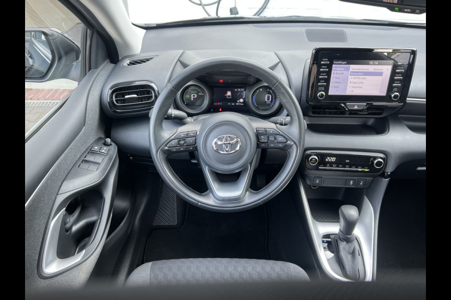 Toyota Yaris 1.5 Hybrid Dynamic | Navi | Camera | Carplay | LED