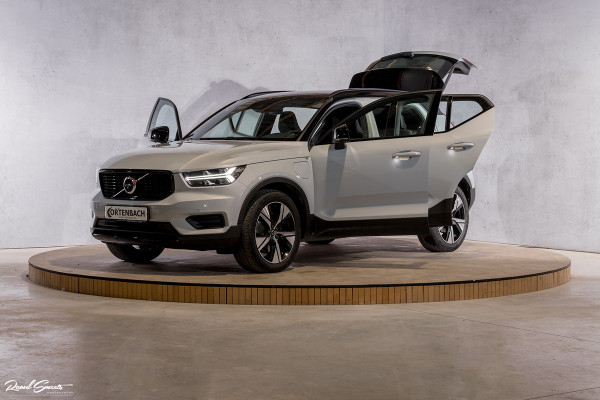 Volvo XC40 1.5 T4 Recharge R-Design | Applecarplay | Adaptieve cruise | Zwenkbare trekhaak |