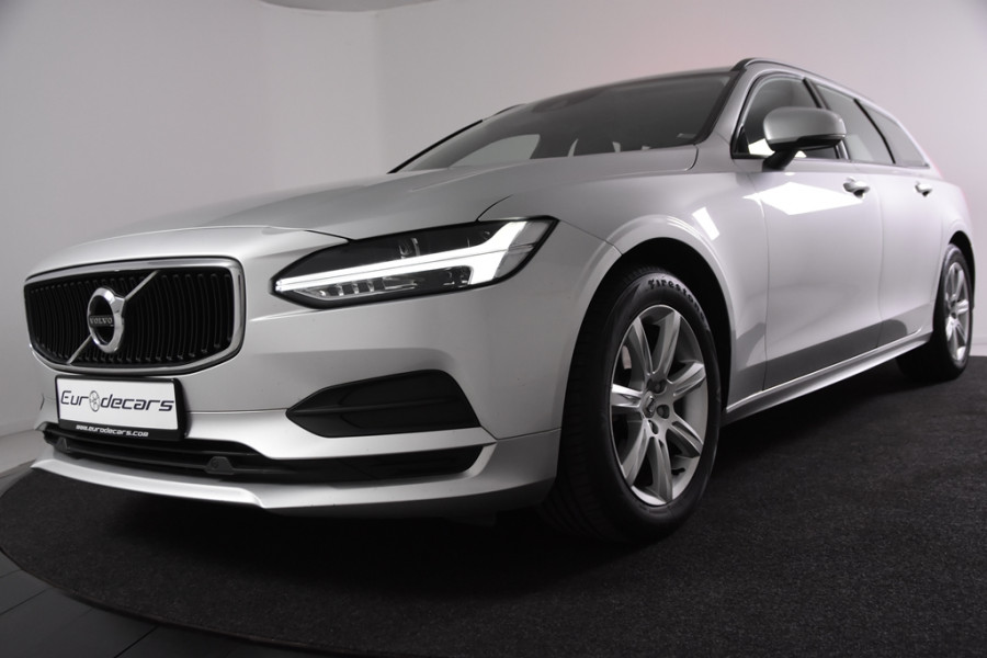 Volvo V90 2.0 D3 Kinetic *Navigatie*Carplay*