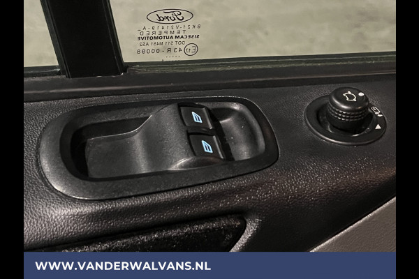 Ford Transit Custom 2.0 TDCI L2H1 Euro6 Airco | Camera | Apple Carplay | LED | 2800kg trekvermogen Cruisecontrol, Android auto, Verwarmde voorruit, Parkeersensoren, Bijrijdersbank