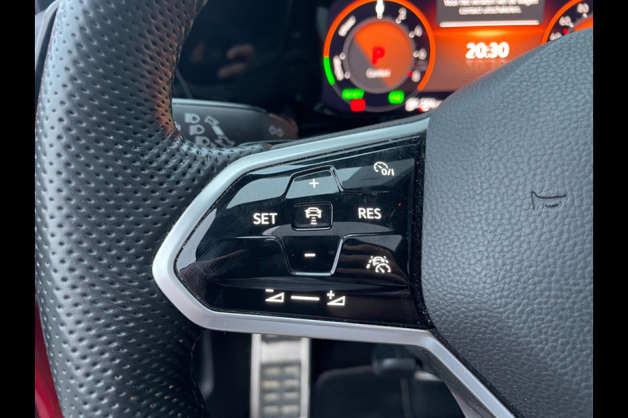 Volkswagen Golf 1.4 eHybrid GTE | Pano | HUD | IQ | Trekhaak