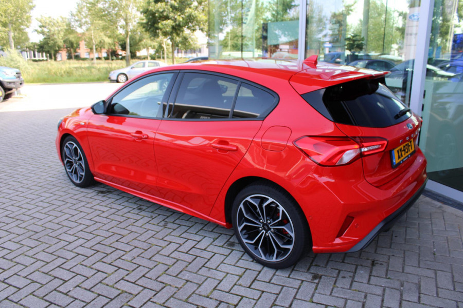 Ford Focus 1.0 EcoBoost 125 PK ST Line Business | 18 INCH Lichmetalen Velgen | Camera | LED | Winter Pack | Adaptieve Cruise Control | B&O Sound | Privacy Glass | 57DKM!