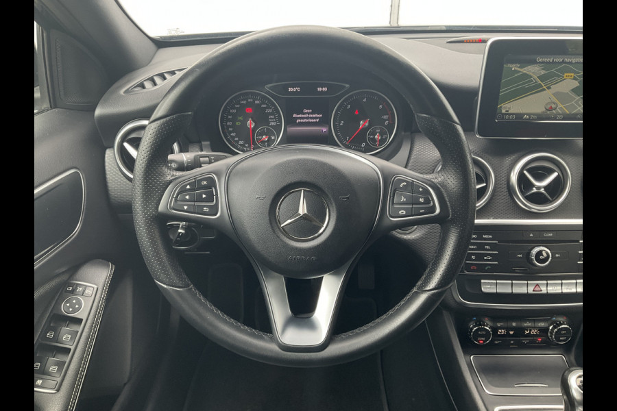 Mercedes-Benz A-Klasse 180 D AMG Sport Edition Stoelverw. Nav/Cam Uitstraling