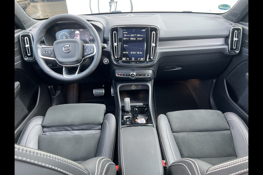 Volvo XC40 1.5 T3 R-Design | Pano | Harman Kardon | Virtual Cockpit | LED | Carplay | Navi