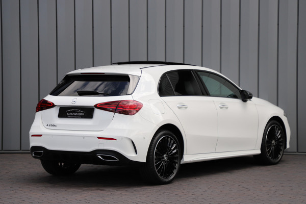 Mercedes-Benz A-Klasse 250 e AMG Aut8 | 218PK | Pano | ACC | Sfeerverlichting | Keyles-go | Camera | 2023.