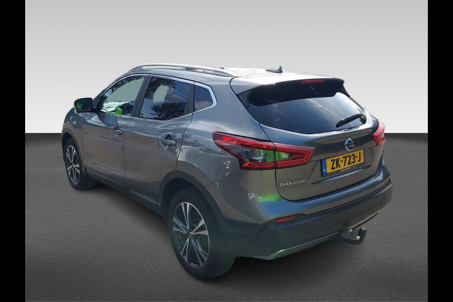 Nissan QASHQAI 1.3 DIG-T N-Connecta Design Pack