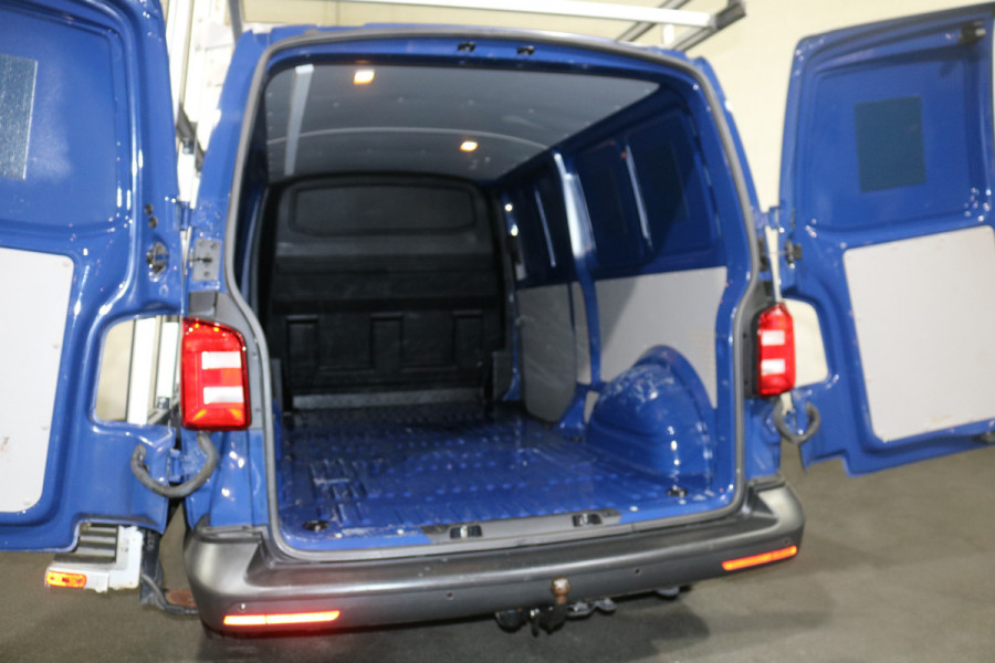 Volkswagen Transporter 2.0 TDI L2 H1 140pk Airco Glasresteel Led Trekhaak 2.5t