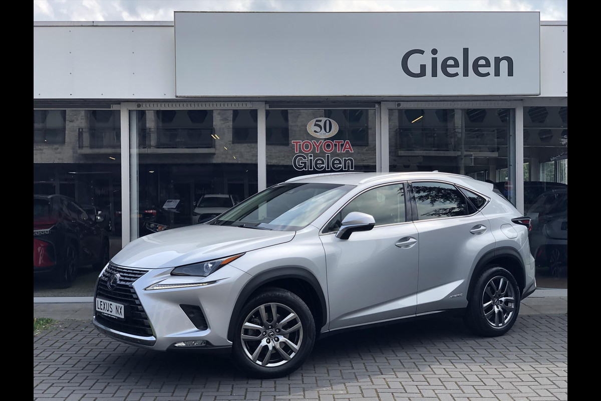 Lexus NX 300h AWD Sport Edition | Trekhaak, Eerste eigenaar, Leer, Stoelverwarming, Parkeersensoren, 18 inch, Navi, CarPlay