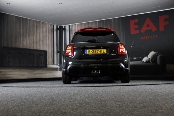 MINI Mini 2.0 John Cooper Works Essential / AUT / ACC / Head Up / HK / Leder / Camera / Navi / Panoramadak / Led / Pdc / 17 Inch