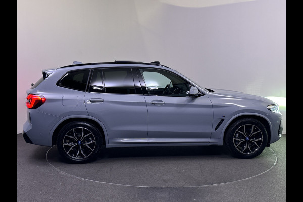 BMW X3 xDrive30e M Sport Brooklyn Grijs Plug in Hybrid PHEV | Panodak | Laser Led | Lederen Sportstoelen Memory | Head Up | Camera | Widescreen Navi | Apple Carplay |