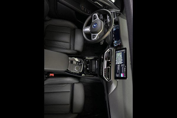 BMW X3 xDrive30e M Sport Brooklyn Grijs Plug in Hybrid PHEV | Panodak | Laser Led | Lederen Sportstoelen Memory | Head Up | Camera | Widescreen Navi | Apple Carplay |