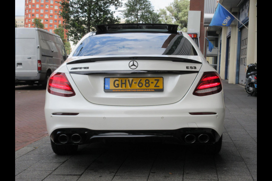 Mercedes-Benz E-Klasse 220 d AMG Distronic Pano