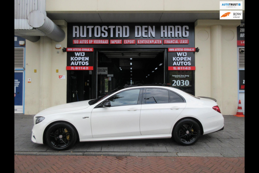 Mercedes-Benz E-Klasse 220 d AMG Distronic Pano