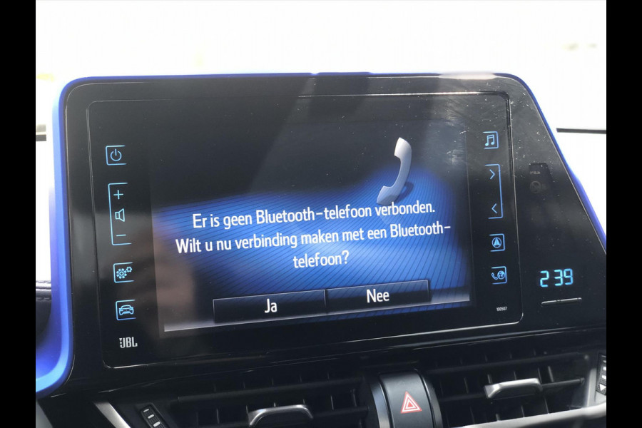 Toyota C-HR 1.8 Hybrid Bi-Tone Plus | Eerste eigenaar, JBL, Dodehoekherkenning, Parkeersensoren, Stoelverwarming, Keyless, 18 inch